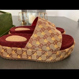 Never worn , box damaged while in transit